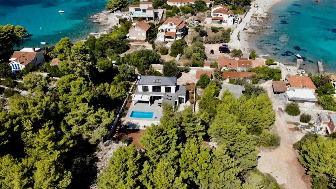 Seaside Villa At بريسبا المظهر الخارجي الصورة